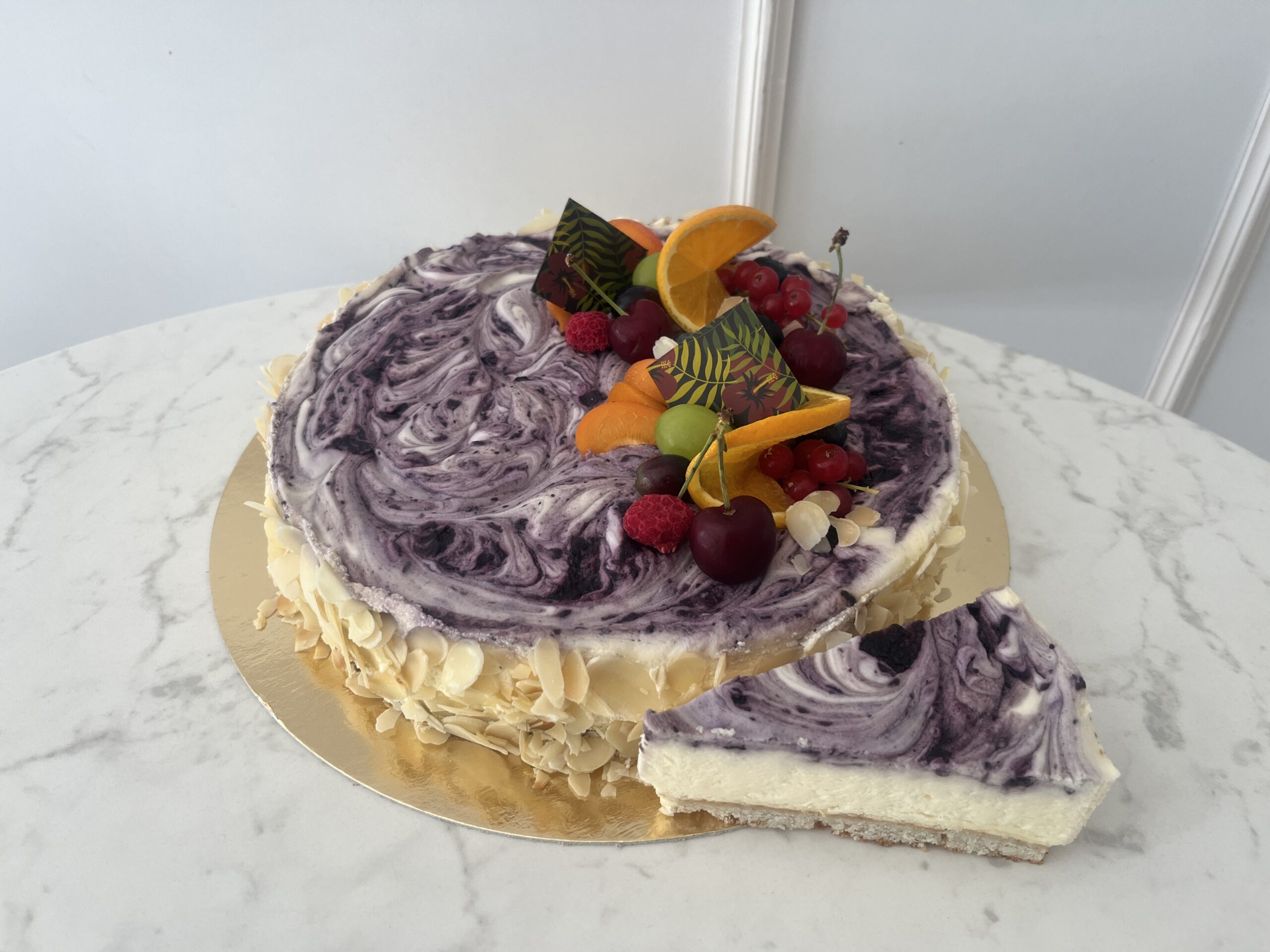 Áfonyás sajttorta (G, C)